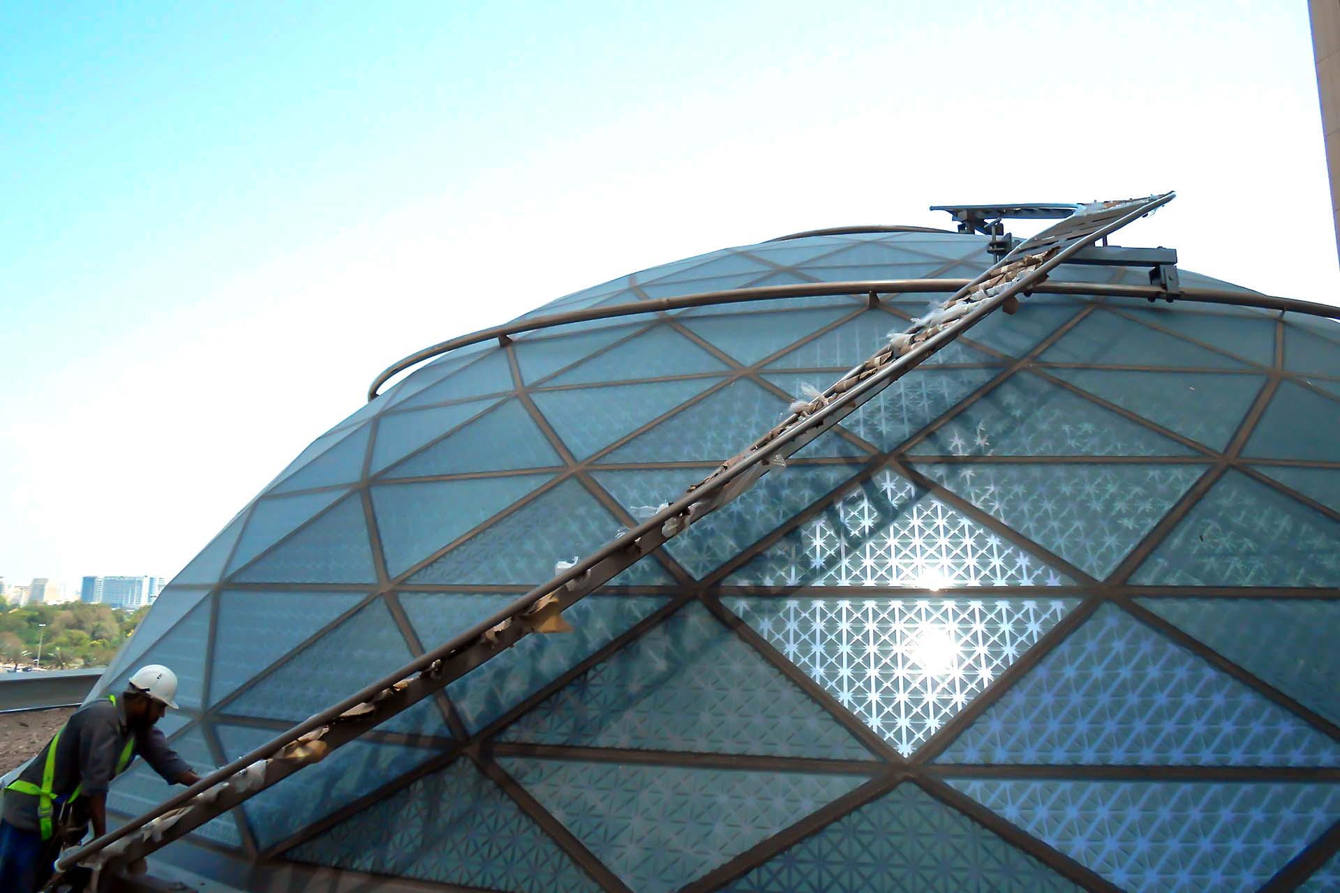 Hyatt Regency Dubai Sky Gantries